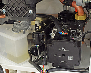 id logic combi esp1 lower rhs boiler.jpg